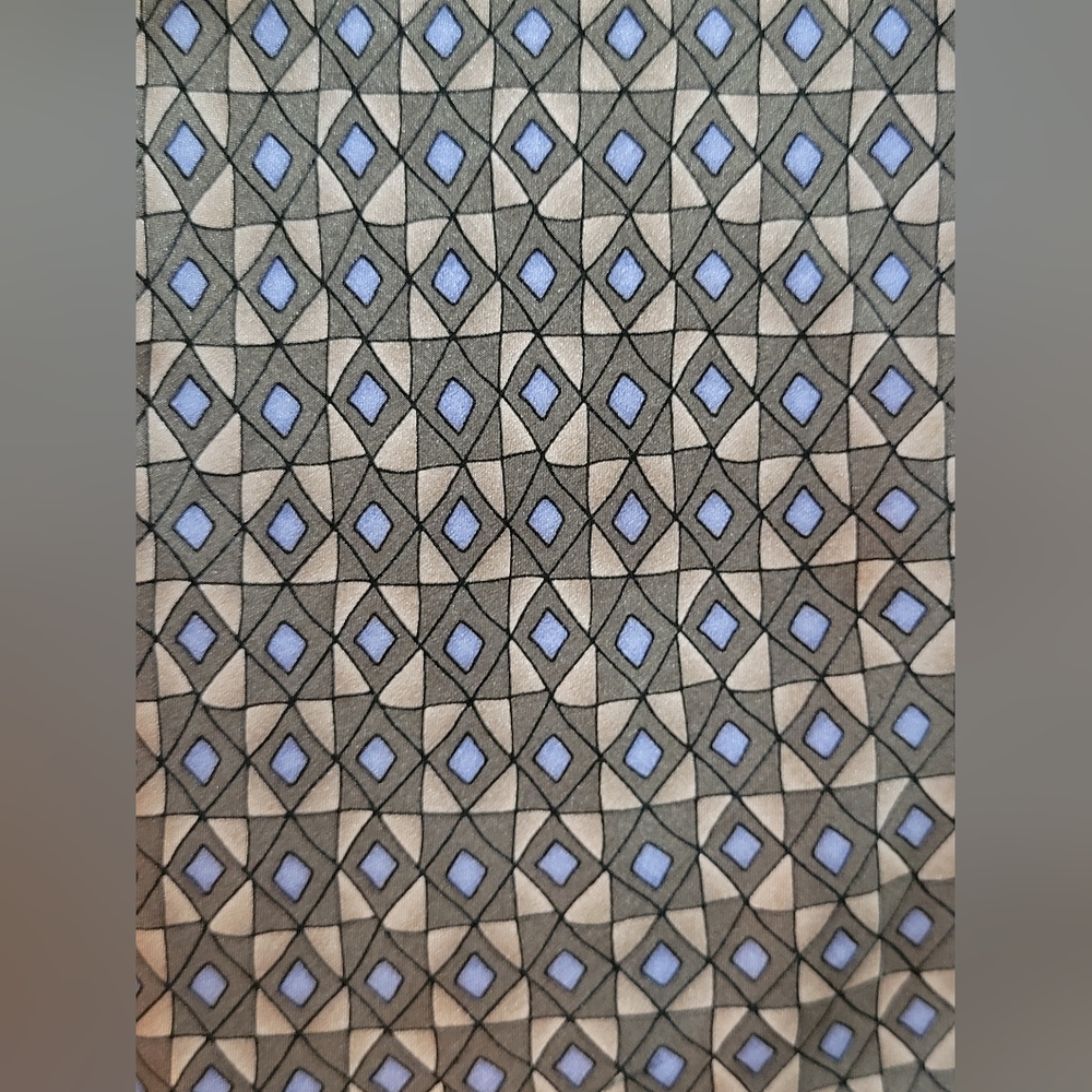 Zaggurat by Mulberry tie hand sewn silk